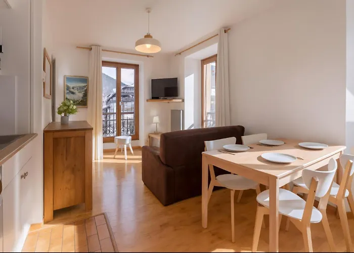 Charming Flat Right In The Centre * Chamonix